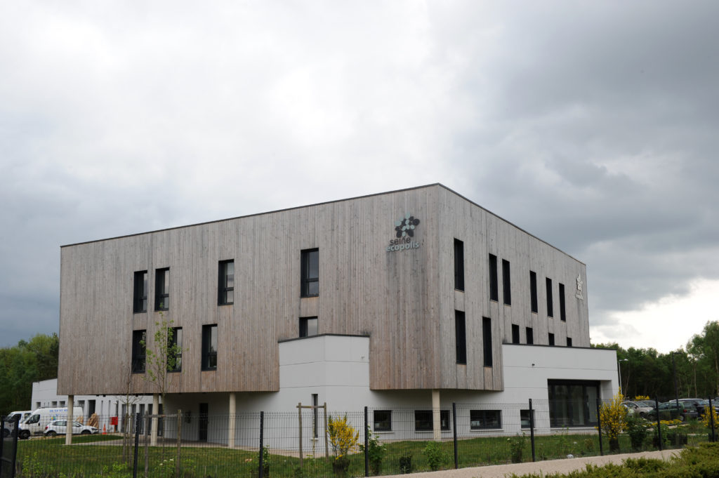 Présentation des locaux de l'entreprise RAVEXP Ravalement et isolation thermique par l'extérieur à Rouen travaux de façades